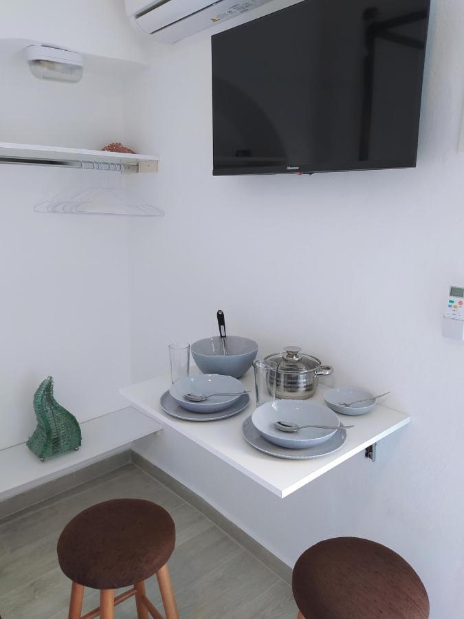 Mentoras' Complex Apartment Emporio  ภายนอก รูปภาพ