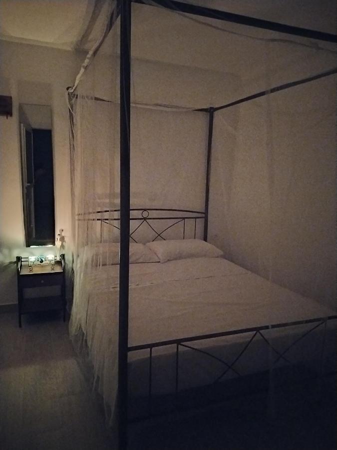 Mentoras' Complex Apartment Emporio  ภายนอก รูปภาพ